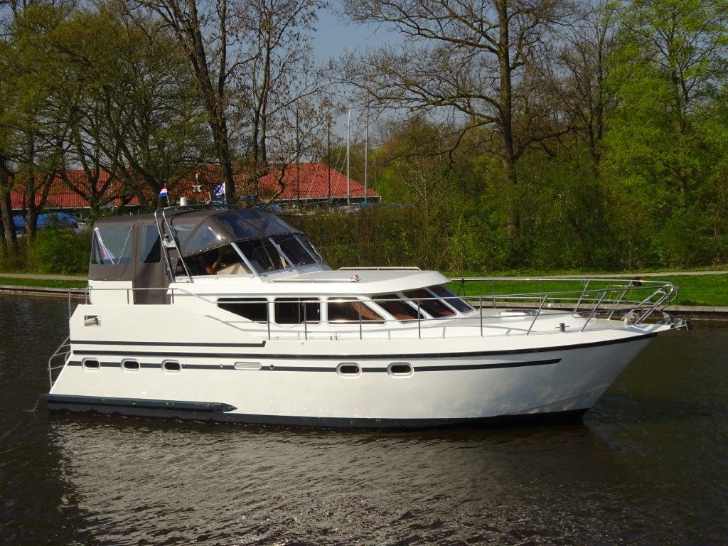 Vera Elite 1