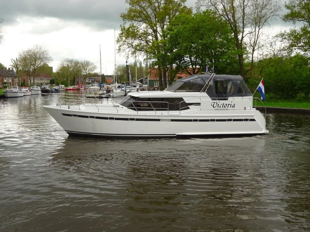 10 persoonsboot victoria vaart in friesland
