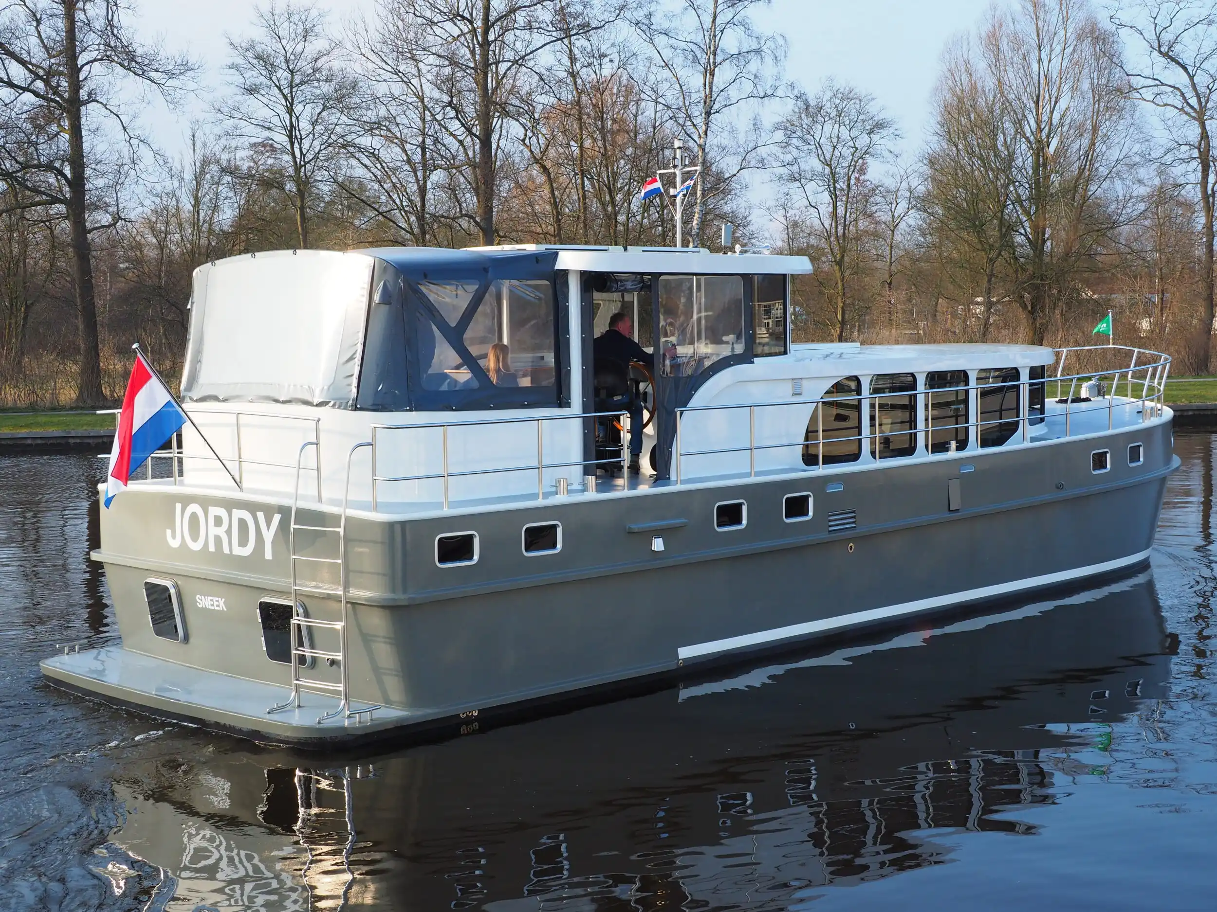 De jordy elite achterkant