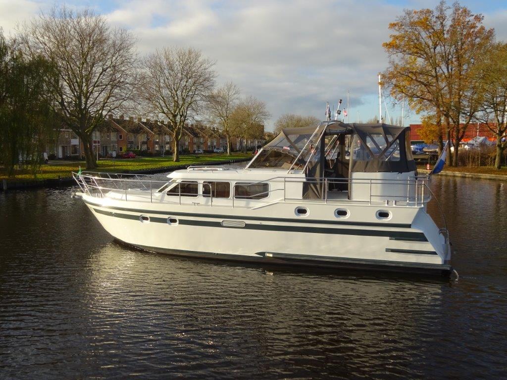 Felize 2019 boot huren