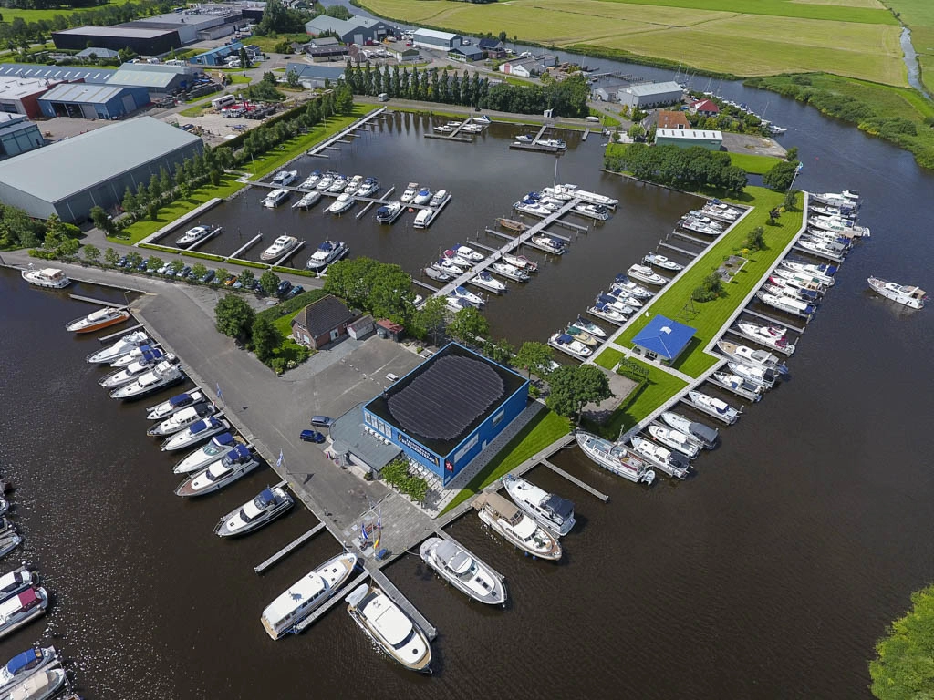 Jachthaven Akkrum Marina Jirnsum 2