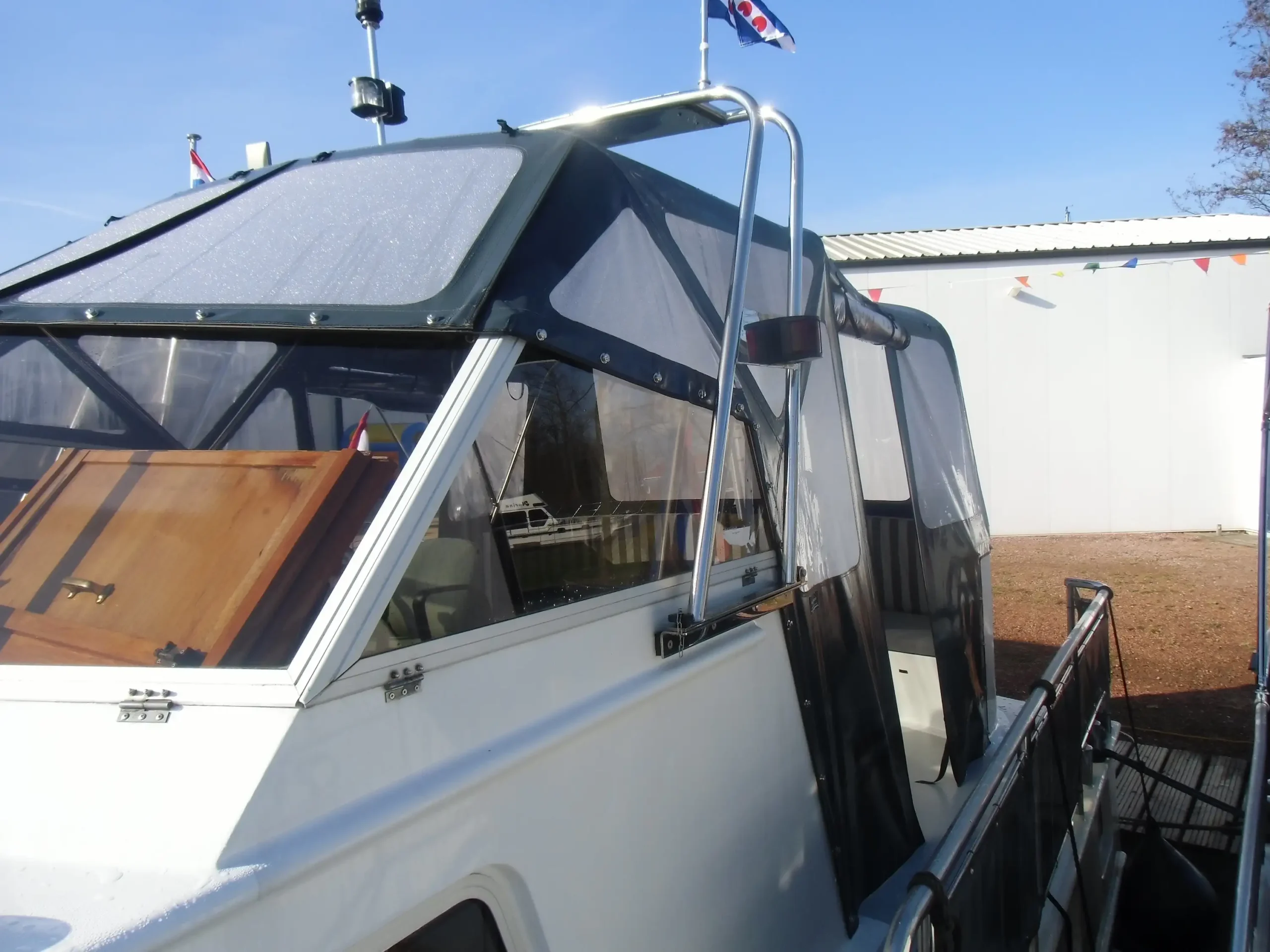 Liona Yacht Zijda