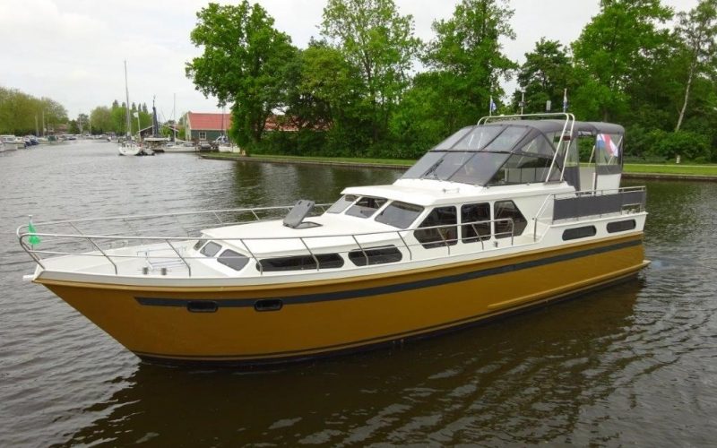 Mirella Elite-jacht-huren