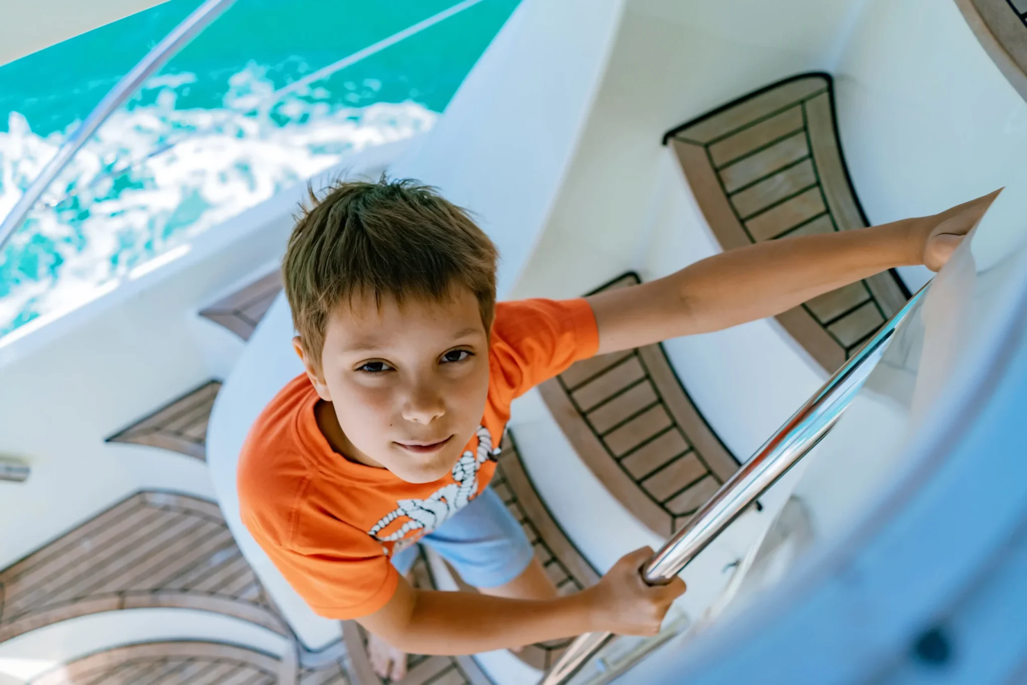 Varen-met-kinderen-in-Friesland-2048x1366