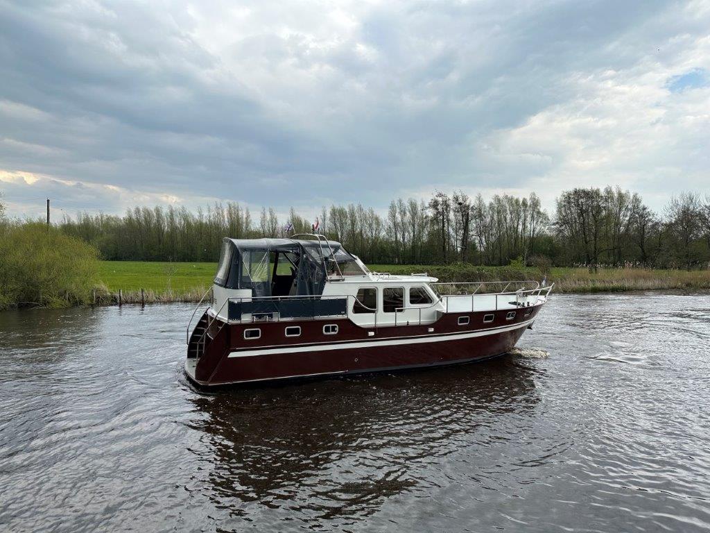 Liona Elite Valk 1300