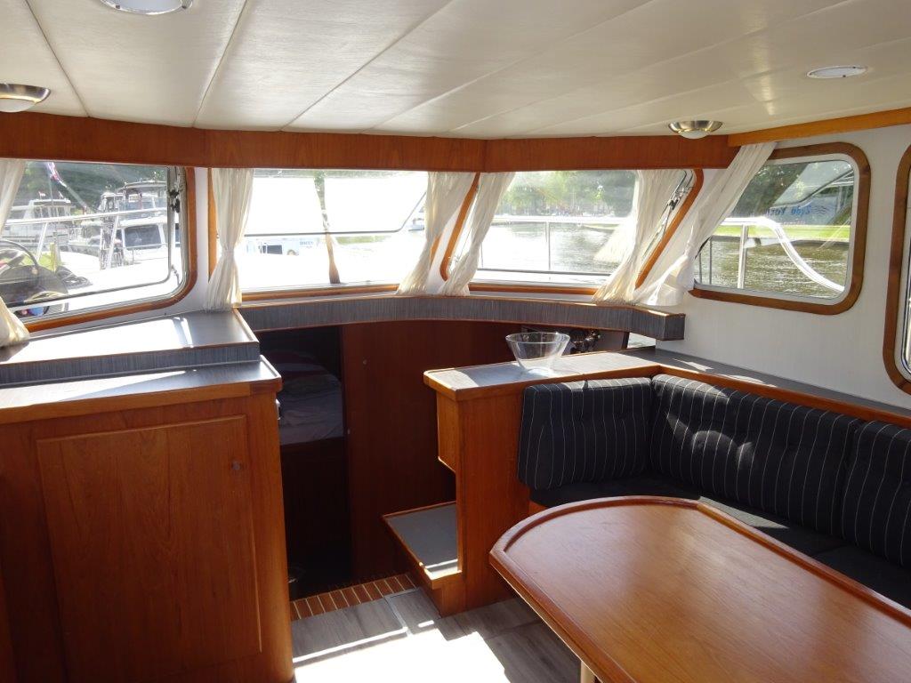 Liona Elite Valk 1300