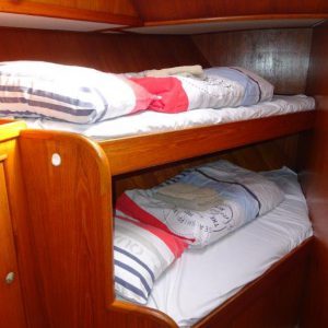 12 persoons boot huren met slaapplekken